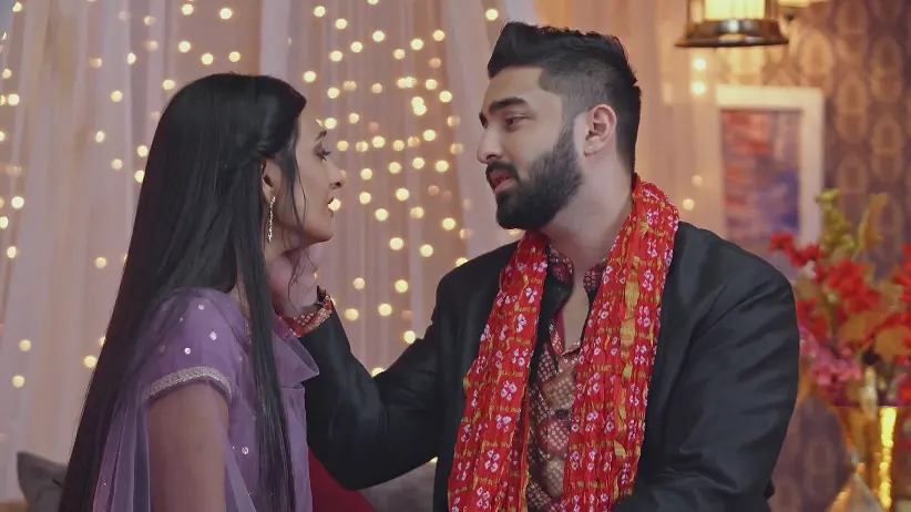 Lakshmi Apologises to Rishi - Bhagya Lakshmi
