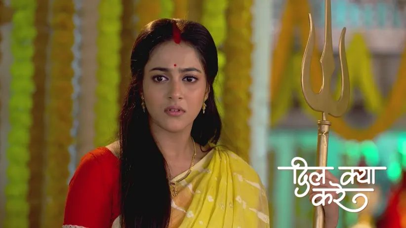 Shailaja's Truth Is Revealed before the Family