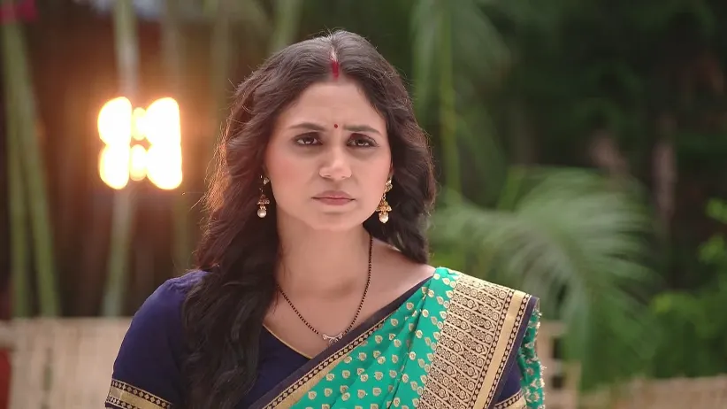 Vanshika Discusses an Incident - Suna Jhia