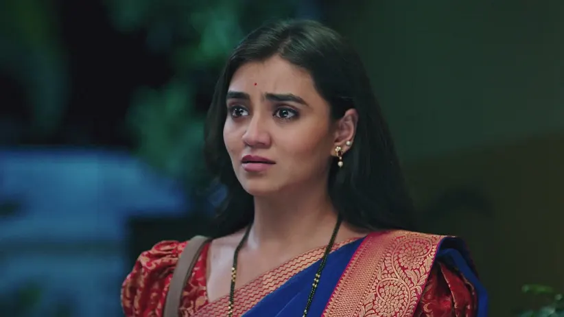Surya Encourages His Father - Lakhat Ek Amcha Dada