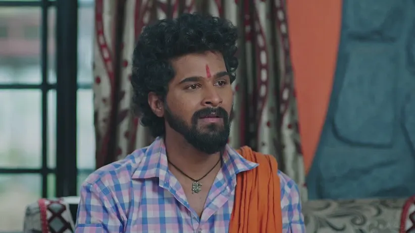 Mahtre's Demand in Exchange for Money - Lakhat Ek Amcha Dada
