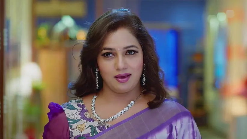 Tilottama Mockingly Tells Her Plan to Gayatri - Trinayani