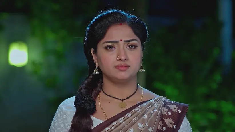 Trinayani and Her Crew Discuss Tilottama - Trinayani