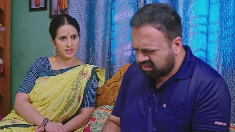 Veena's Story Scares Santosh - Lakshmi Nivasa