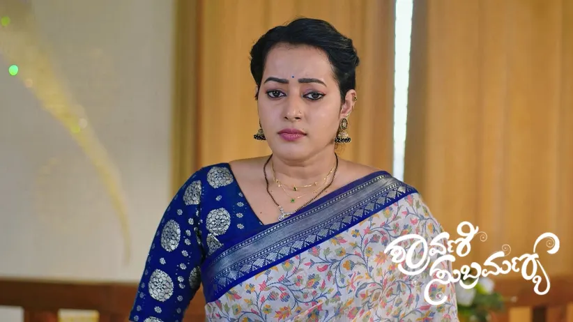 Shravani Pours Her Heart out to Vishalakshi