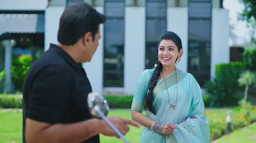 Bhoomika Wishes for a Bike Ride with Goutham - Amruthadhaare