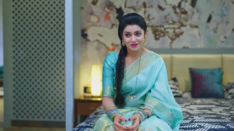 Goutham Confesses to Reading Bhoomika's Diary