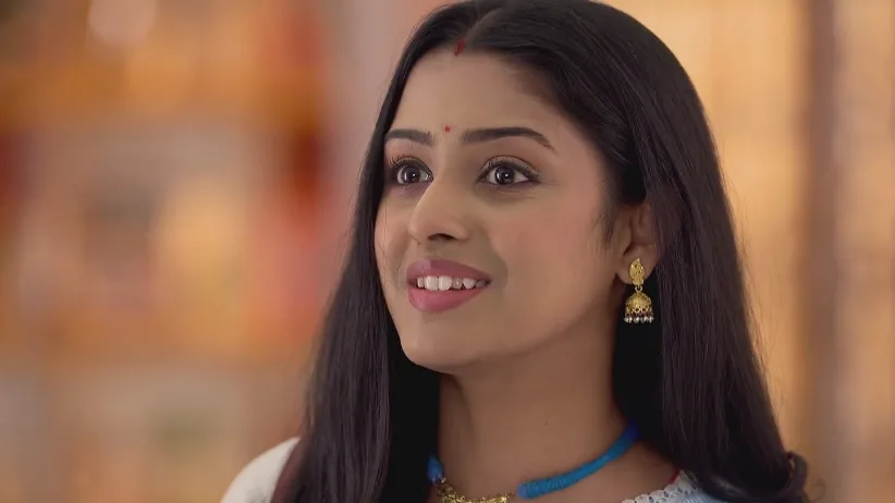 Parul Works as a Delivery Girl - Parineeta