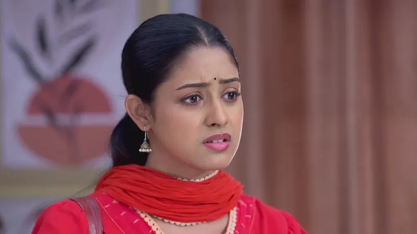 Rayan Complains to the Dean against Parul - Parineeta
