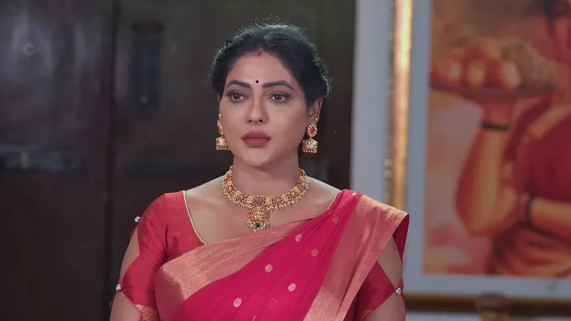 Revathi's Act Baffles Chandrakala