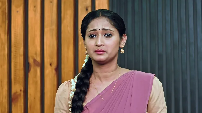 Can Durga Rescue Hitha from a Locked Locker?
