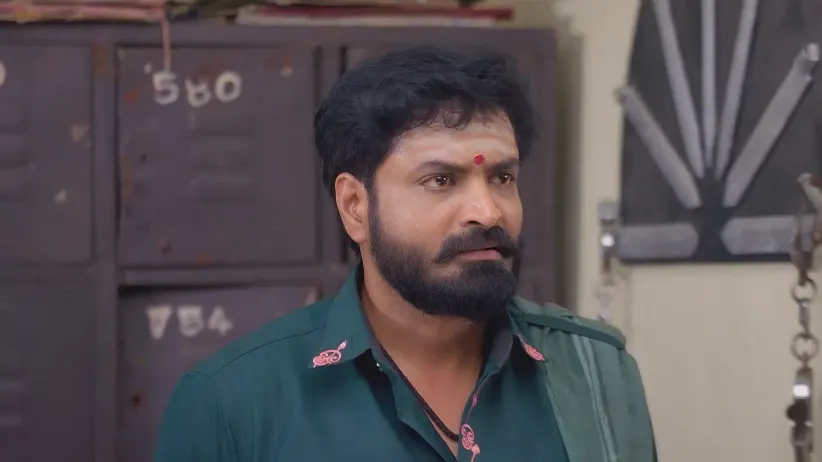 Veera Shares Her Suspicion with Muthupandi - Anna