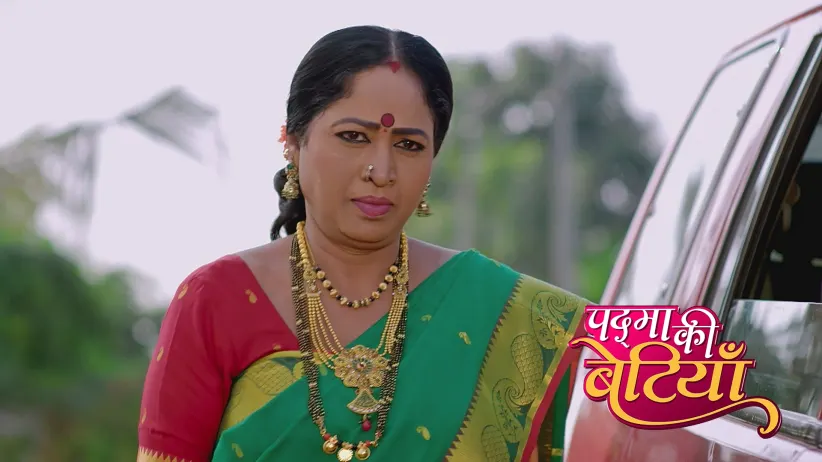 Murli Follows Sahana and Sneha