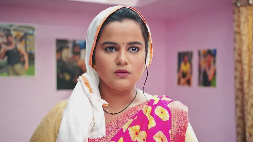 Daddy Is Worried To See Surya - Lakhat Ek Amcha Dada