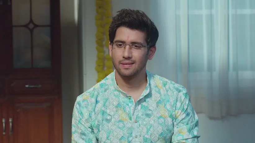 Atharva Happily Performs the Puja - Tula Japnar Aahe