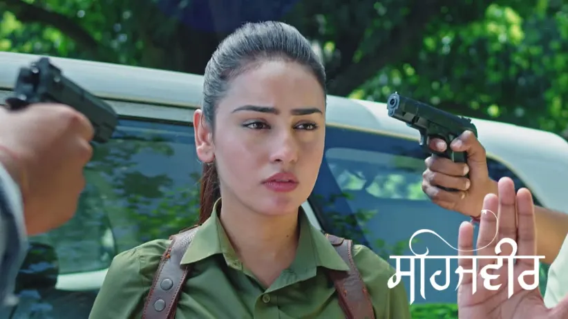 Sheetal Captures Naveen and Veera
