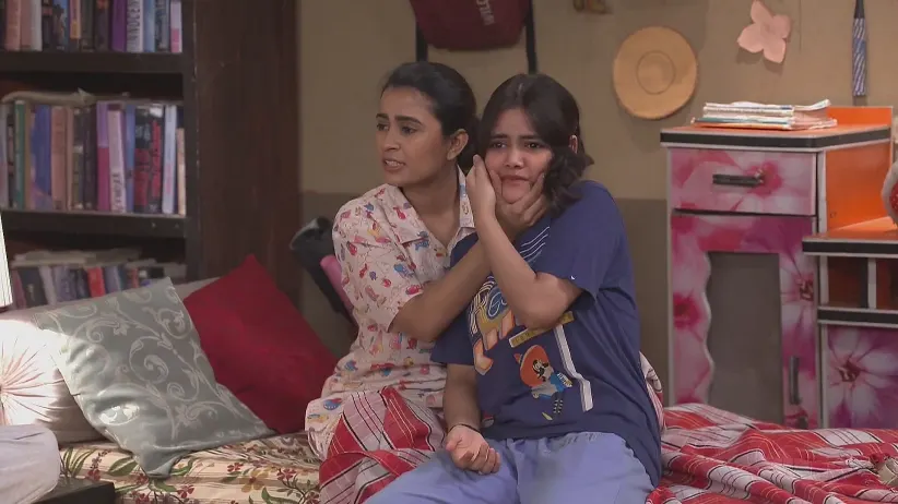 Avadhesh Advises Rajesh to Spy on Her Husband