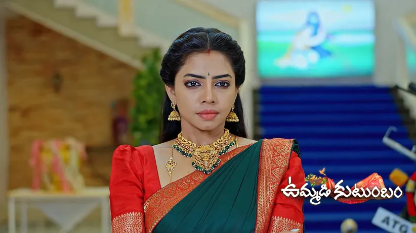 Ananda Exposes Ananya