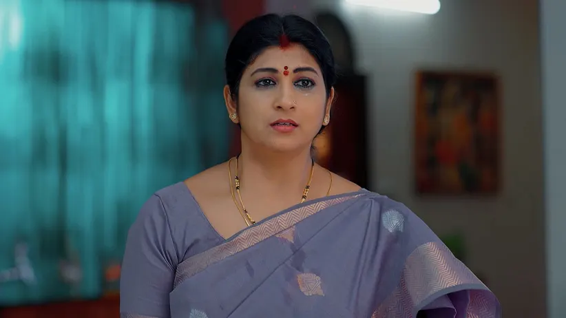 Indra Sacrifices His Life for Gautam