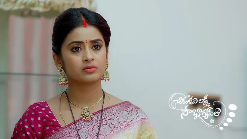 Devayani Pulls off Manisha’s Mangalsutram