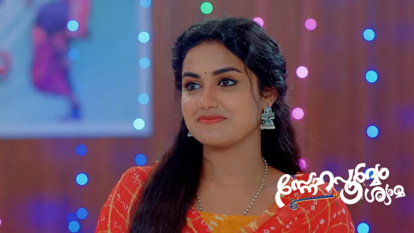 Indrajith Makes an Offer to Radhika