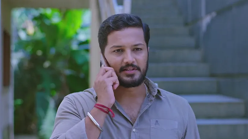 Abhi Is Shocked to Learn about Sharvari's Actions