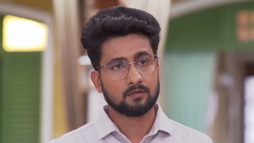 Titir Hands Satyam's Report to Adi - Anondi