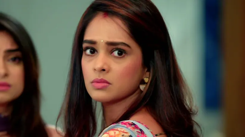 Prachi Gets Arrested