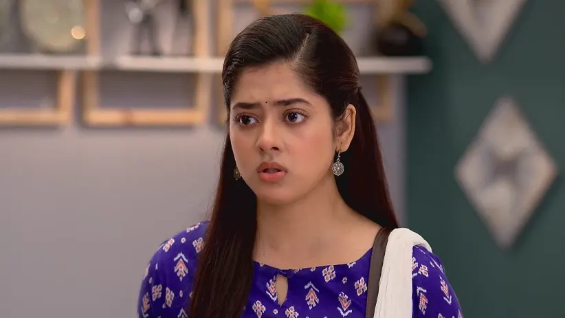 Arko Rips up Apu's Leave Application - Chirodini Tumi Je Amar