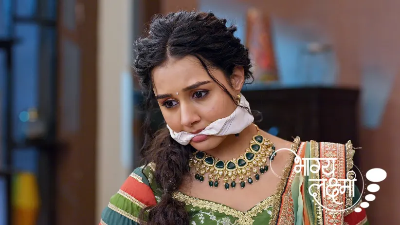 Anushka Gets Close to Aayush