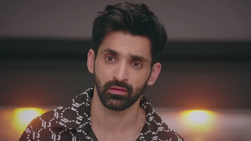 The Family Worries for Amruta - Kaise Mujhe Tum Mil Gaye