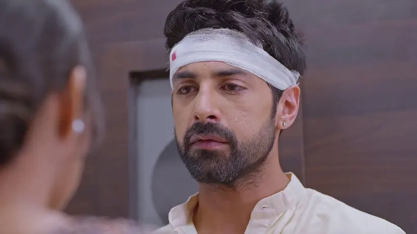 Purvi’s Kindness Wins Raunak’s Thanks - Kumkum Bhagya
