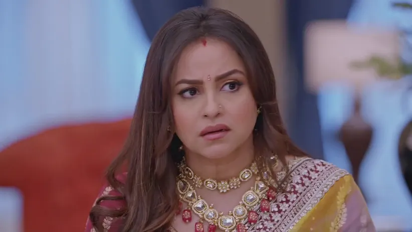 Smita Disputes Kanti’s Suggestion - Kumkum Bhagya