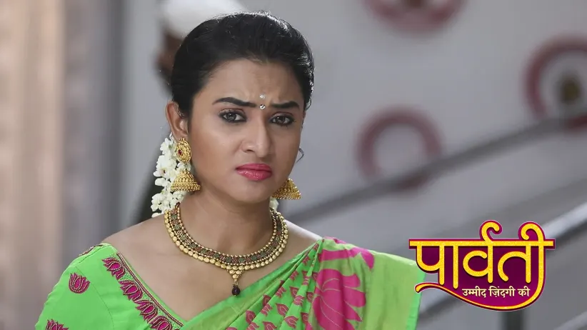 Parvathi Wears Raj Rajeshwari's Jewellery