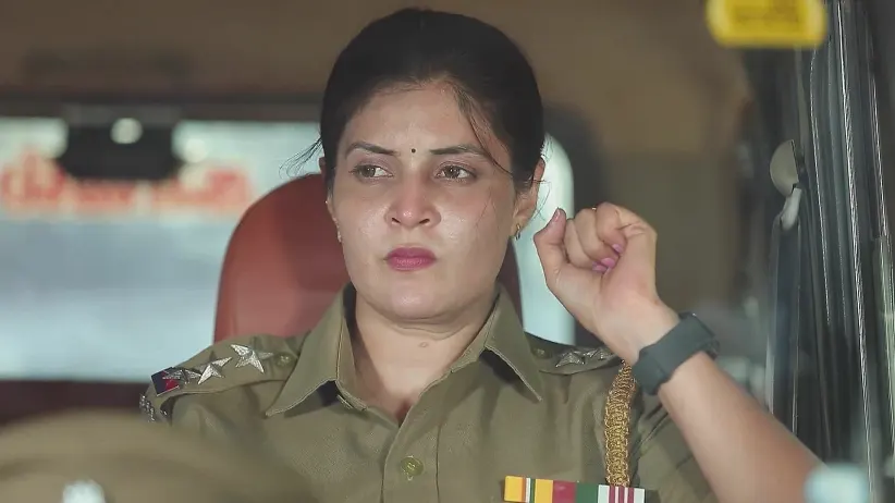Rani Decides to Meet Jhansi 