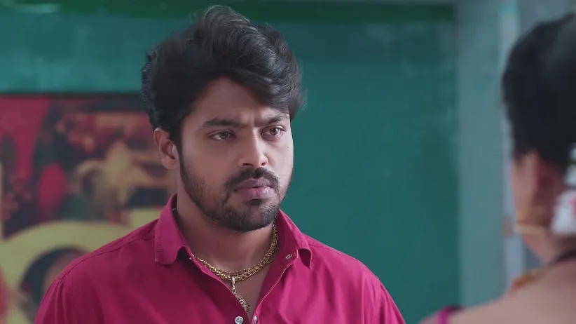 Bhuvaneshwari Clarifies Adhipati's Doubts about Charuhas