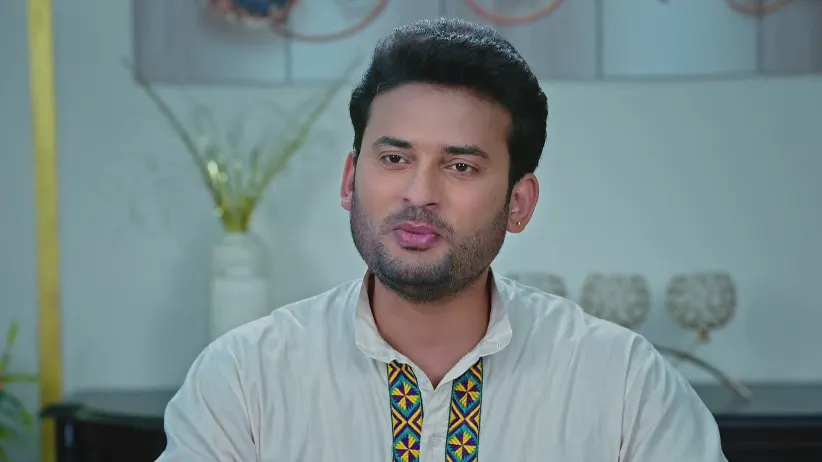 Navneet Celebrates Mannat's Departure - Mannat