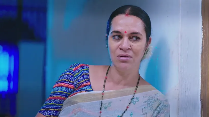 Shravani Praises Vishalakshi