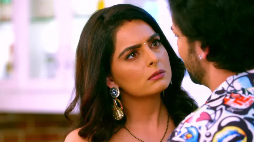 Sherlyn Suspects Sonakshi's Intentions