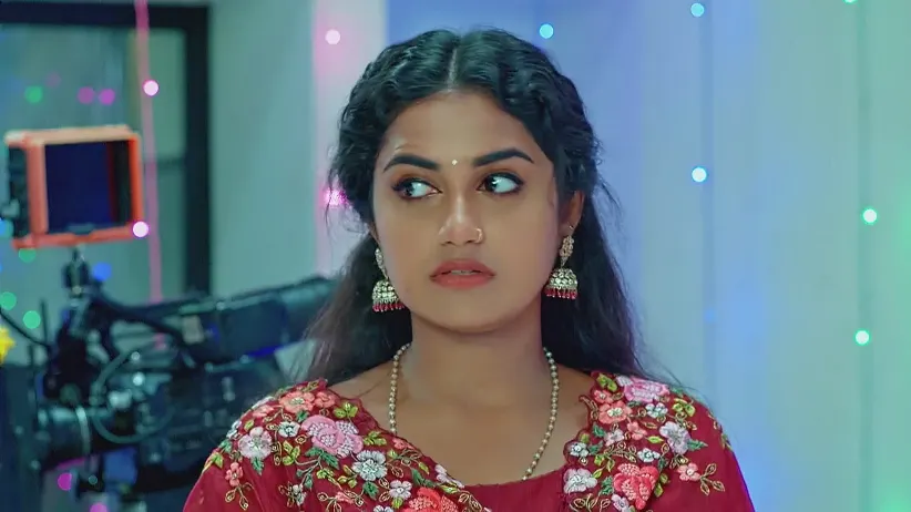 Snehapoorvam Shyama - May 02, 2025 - Best Scene
