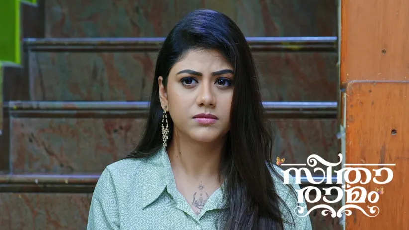 Seetha Confides in Ananthalakshmi