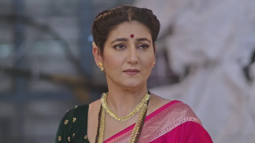 Ahilya Devi Scolds the Journalists 