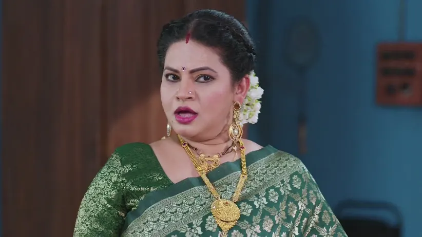 Bhairavi Confronts Eknath about Savali