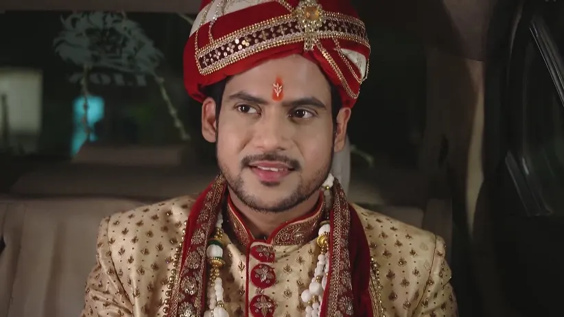 Sabita Worries about Vicky - Sathi Sata Janmara