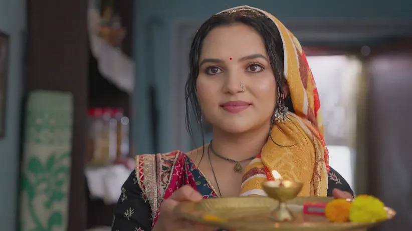 Vasudha Applies Vermillion - Vasudha
