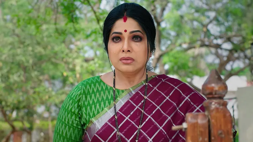 Chaitra Learns about Her Mother's Visit