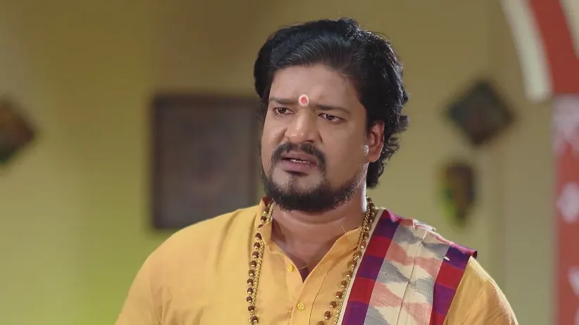 Raghuraj Learns about Bhairavi's Problems - Sandhya Ragini