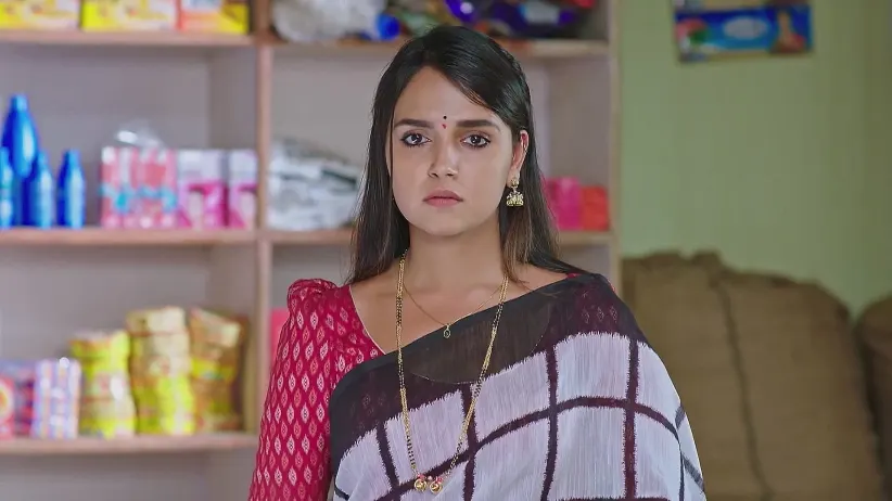 Rashmi and Madappa Converse in English