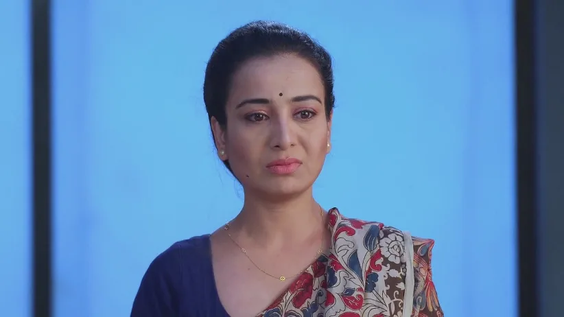 Antara Sees Her Wedding Photos - Navri Mile Hitlerla