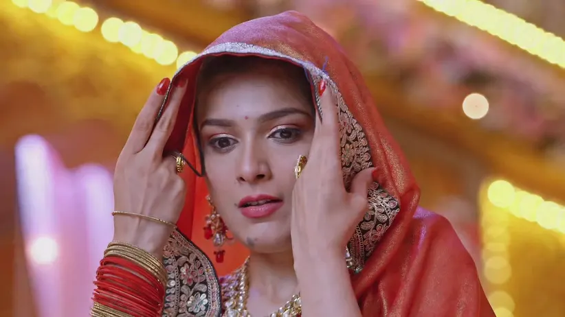 Neelam Takes Her Last Breath - Bhagya Lakshmi
